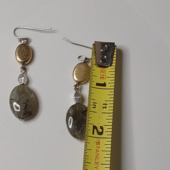 Oval Shaped Stone And Metal Bead Dangle Earrings - Picture 7 of 8